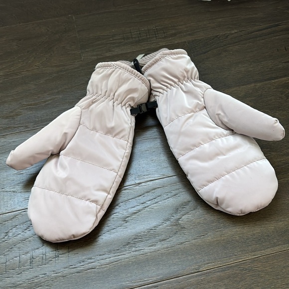 Keep It Trendy Puffer Mittens, faux fur lined,knit cuff,winter,warm-snow,soft - Picture 3 of 6